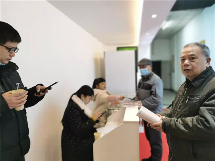 四川中青旅綿陽分社、綿陽市中旅假日旅行社、綿陽自來文化傳播有限公司24H自助售貨服務(wù)盛大開業(yè)