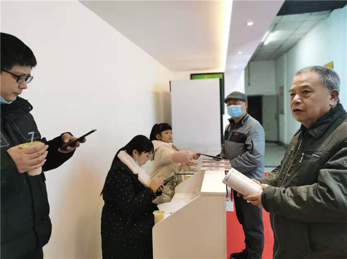 四川中青旅綿陽分社、綿陽市中旅假日旅行社、綿陽自來文化傳播有限公司24H自助售貨服務(wù)盛大開業(yè)