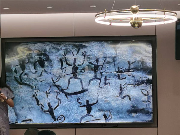 綿陽(yáng)中旅行假日旅行社舉行“什邡號(hào).2025熊貓專(zhuān)列”旅游線路分享會(huì)